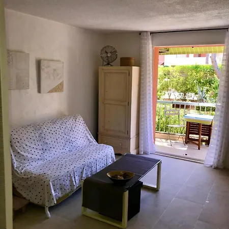 Lejlighed Au Bord De L'eau A Boulouris-sur-mer *
